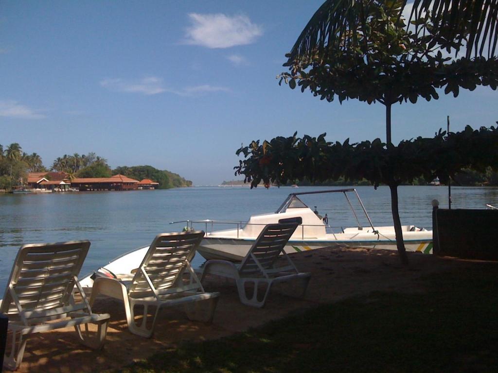 Ganga Garden Hotel Beruwala Exterior foto